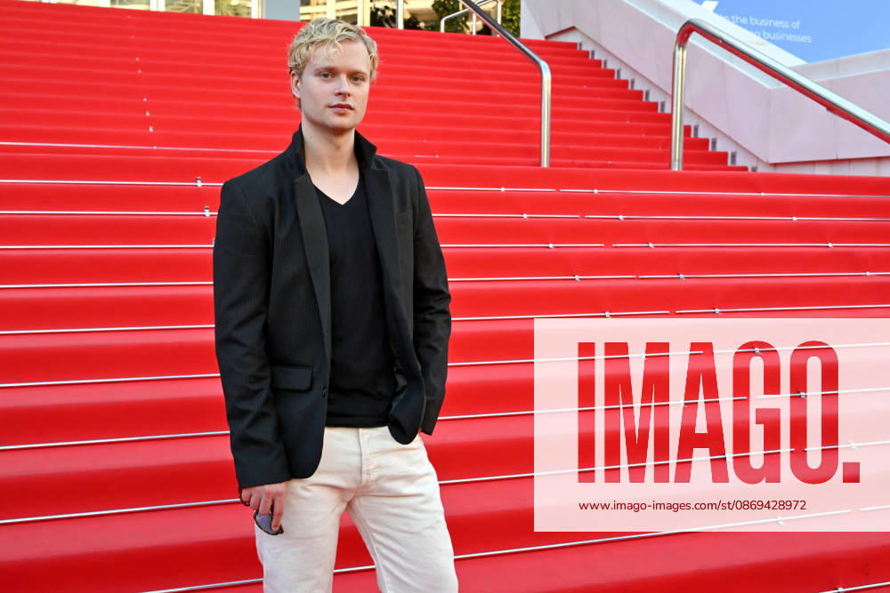 Edvin Endre for *Queen Silvia* at MIPCOM 2026 at the Palais des Festivals for the world premiere screening in Cannes on October 13, 2026. MIPCOM is the International Market for Audiovisual Content and Co-production. Every year in October, it brings together TV and media professionals in Cannes for four days of business, discussions, and networking. Bruno Bebert Bestimage Queen Silvia World premiere screening during MIPCOM 2026 at the Palais des Festivals in Cannes, Southern France, on October 13, 2026. Cannes, France