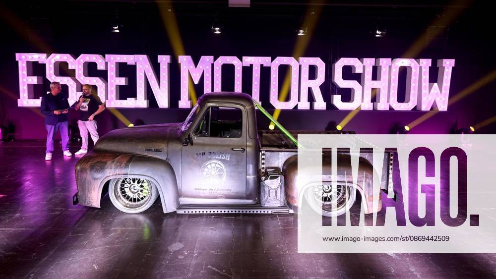 Carwalk at the Essen Motor Show: Extensive photo gallery of spectacular cars ** FOR ** **Ford F 100 Restomod at the Essen Motor Show on October 14, 2026, at Messe Essen in Essen-Rüttenscheid, Germany, North Rhine-Westphalia, Essen. Copyright ChristofxKöpsel