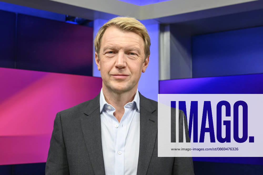 Pictured, from left: Markus Preiß, Head of the ARD Capital City Studio, GER, Berlin, studio, guest on Maischberger, political talk show, TV, program, with host Sandra Maischberger, Das Erste, from Adlershof, Am Studio 20, October 14, 2026,