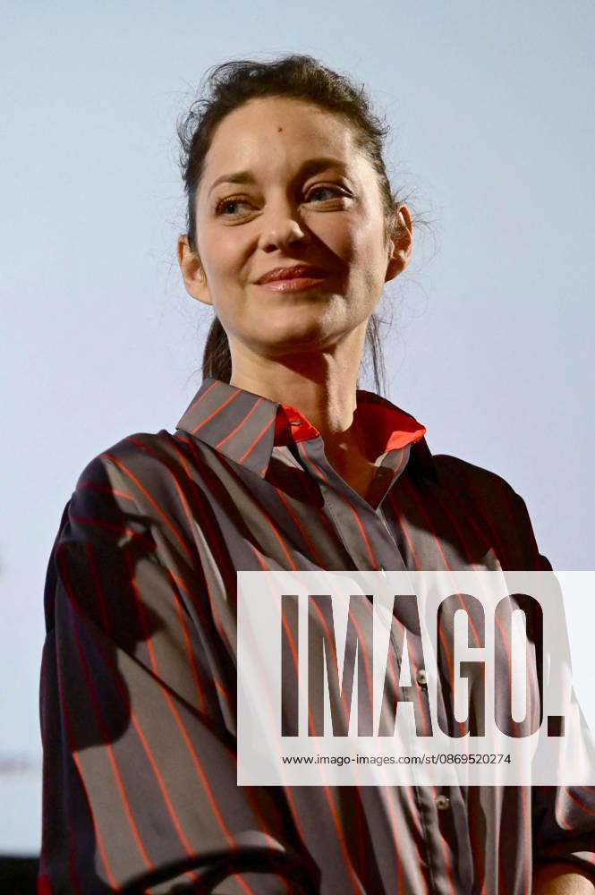Marion Cotillard at the screening of G. Canet’s film *Karma* at the Pathé Bellecour during the 18th edition of the Lumières Festival in Lyon on October 14, 2026. Romain Doucelin, Bestimage. Screening of the film *Karma* by G. Canet at the Pathé Bellecour during the 18th edition of the Lumières Festival in Lyon on October 14, 2026, Lyon, France