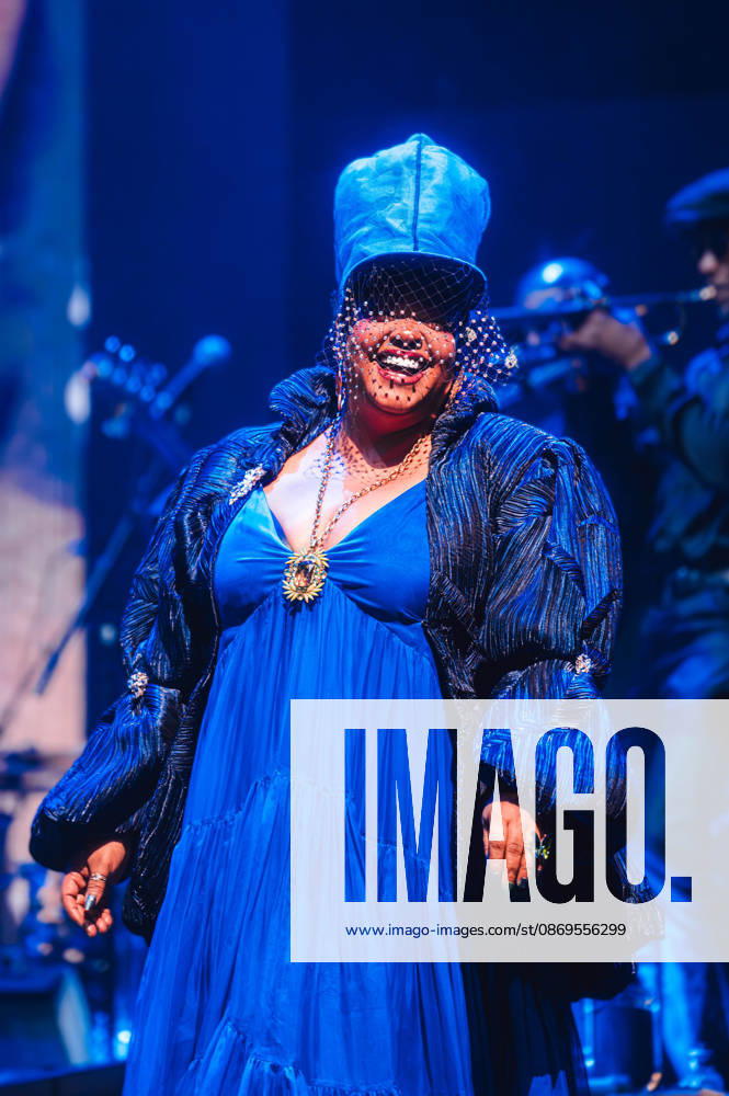 Jill Scott at the Royal Albert Hall London 14th October 2026 Grammy Award winning Soul Icon Jill Scott performs song from her new album To whom this may concern to a sell out croud at Londons Royal Albert Hall, Credit:commonlight James Boughton Avalon
