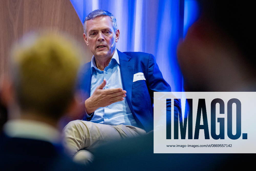 Norsk Industri Offshore s open members meeting, Oslo, October 15, 2026. Bjarne Schieldrop, chief analyst at SEB, at Norsk Industri Offshore’s open members’ meeting at Naeringslivets hus. Photo: Stian Lysberg Solum, NTB, Oslo, Norway. AA5DoK3ZeO8. . Ref: BUSAA5DoK3ZeO8.jpg