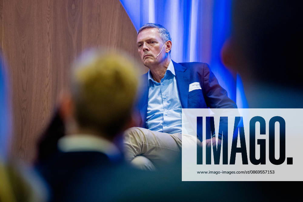 Norsk Industri Offshore s annual membership meeting, Oslo, October 15, 2026. Bjarne Schieldrop, chief analyst at SEB, at Norsk Industri Offshore’s open members’ meeting at Naeringslivets hus. Photo: Stian Lysberg Solum, NTB, Oslo, Norway v5PZ5sHXsko Ref BUSv5PZ5sHXsko jpg