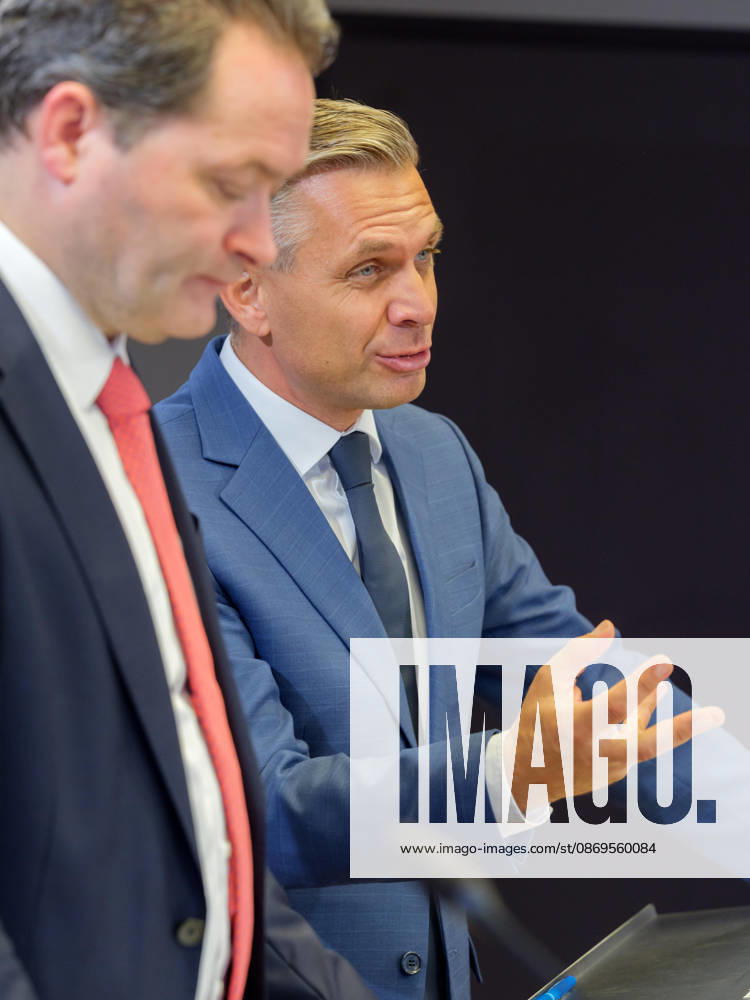Press conference at the BMLUK with Norbert Totschnig (ÖVP), Federal Minister of Agriculture and Forestry, Climate and Environmental Protection, Regions, and Water Management, and Wolfgang Hattmannsdorfer (ÖVP), Federal Minister of Economy, Energy, a