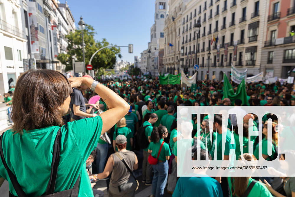 On the second day of an indefinite teachers strike, thousands of educators gathered in front of the Madrid regional Department of Education. They are demanding better working conditions and school facilities, as well as an increase in the public education budget in contrast to the subsidies provided to private education. Madrid SPAIN - ZUMAl221 20261015_zip_l221_001