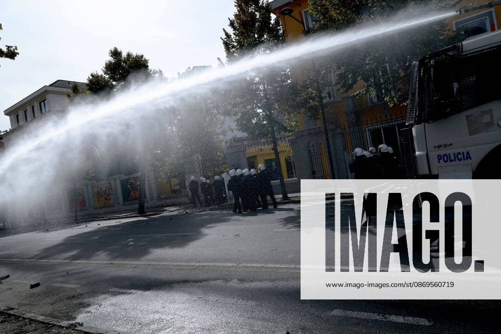 Tirana, AL: TIRANA, ALBANIA, OCTOBER 15, 2026: Students and other demonstrators take part in continuing anti-government protests in Tirana, demanding improved university conditions and the resignation of Prime Minister Edi Rama. Protesters clash with riot police as the unrest continues for a third consecutive day. Tirana AL - ZUMAq101 20261015_zna_q101_066