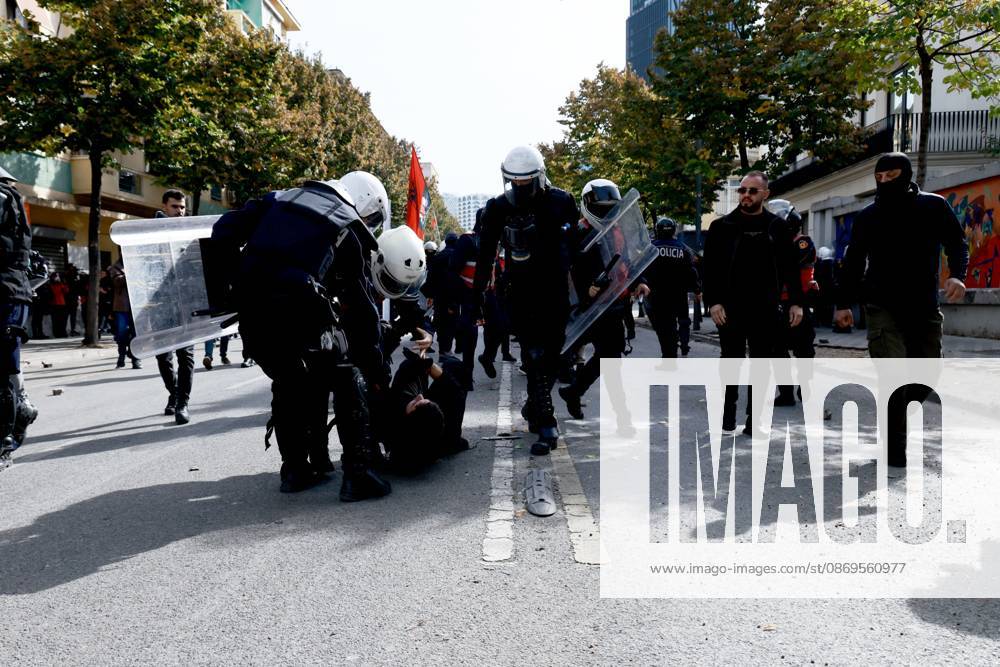 Tirana, AL: TIRANA, ALBANIA, OCTOBER 15, 2026: Students and other demonstrators take part in continuing anti-government protests in Tirana, demanding improved university conditions and the resignation of Prime Minister Edi Rama. Protesters clash with riot police as the unrest continues for a third consecutive day. Tirana AL - ZUMAq101 20261015_zna_q101_072