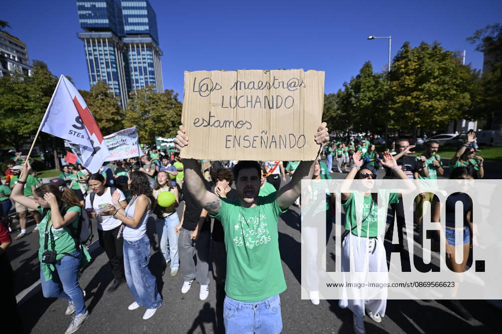 Students and teachers rally in Madrid as education strike continues MADRID, SPAIN - OCTOBER 15: Students and education workers march through central Madrid carrying banners and placards as an indefinite strike demanding improved education conditions continues for a second day, on October 15, 2026 in Madrid, Spain. Students who walked out of classes joined teachers and other education staff in the demonstration, which was called by unions representing the education sector. Burak Akbulut Anadolu Madrid Spain. Editorial use only. Please get in touch for any other usage.