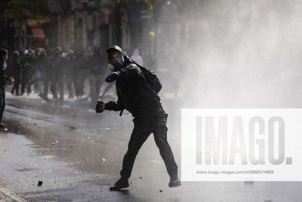Violent protest of Students in Tirana, Albania Students throw stones to police in front of Education Ministry in Tirana, Albania, on October 15, 2026. Students are in the third day of their protest calling for better education conditions and the resignation of Prime Minister Edi Rama. Tirana Albania