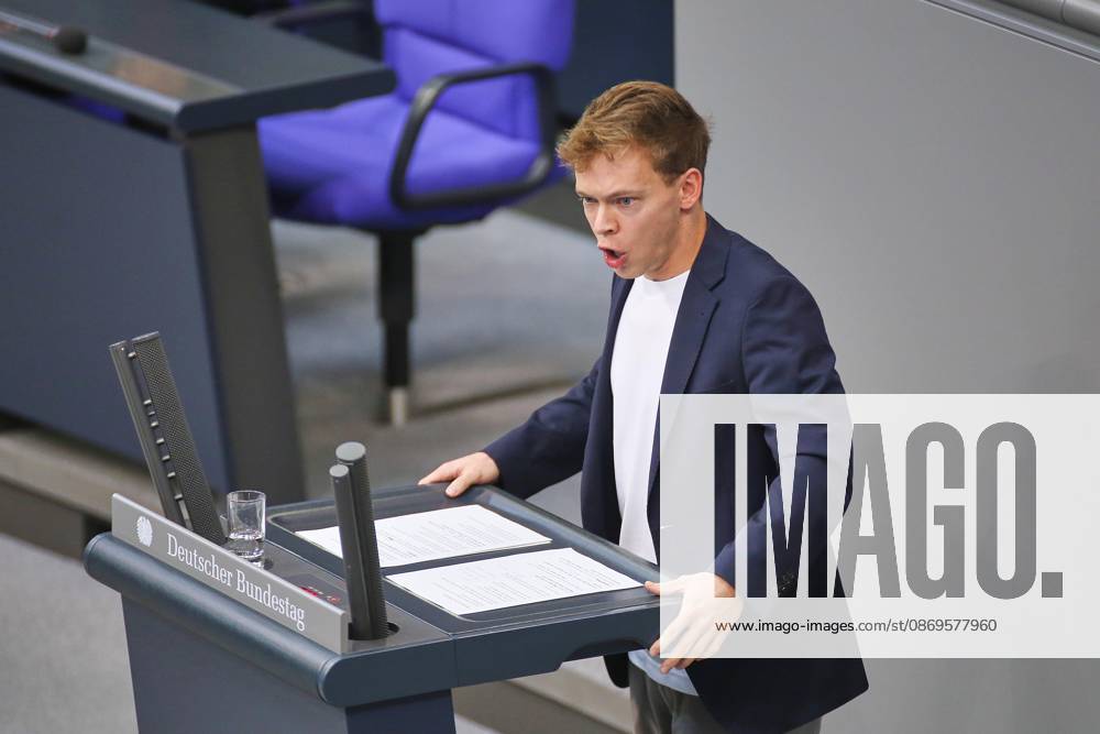German Bundestag 102nd Session of the Bundestag Timon Dzienus, The Greens