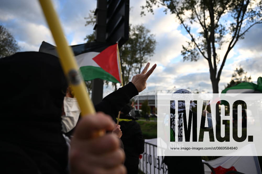 Pro-Palestinian Protest in Netherlands ahead of AZ Alkmaar-Hapoel Be’er Sheva match ALKMAAR, NETHERLANDS - OCTOBER 15: Pro-Palestinian demonstrator groups gather near AFAS Stadium to protest the UEFA Europa League football match between AZ Alkmaar and Hapoel Be er Sheva in Alkmaar, Netherlands on October 15, 2026. Security measures were heightened around the venue during the protest ahead of the match. Mouneb Taim Anadolu Alkmaar Netherlands. Editorial use only. Please get in touch for any other usage.