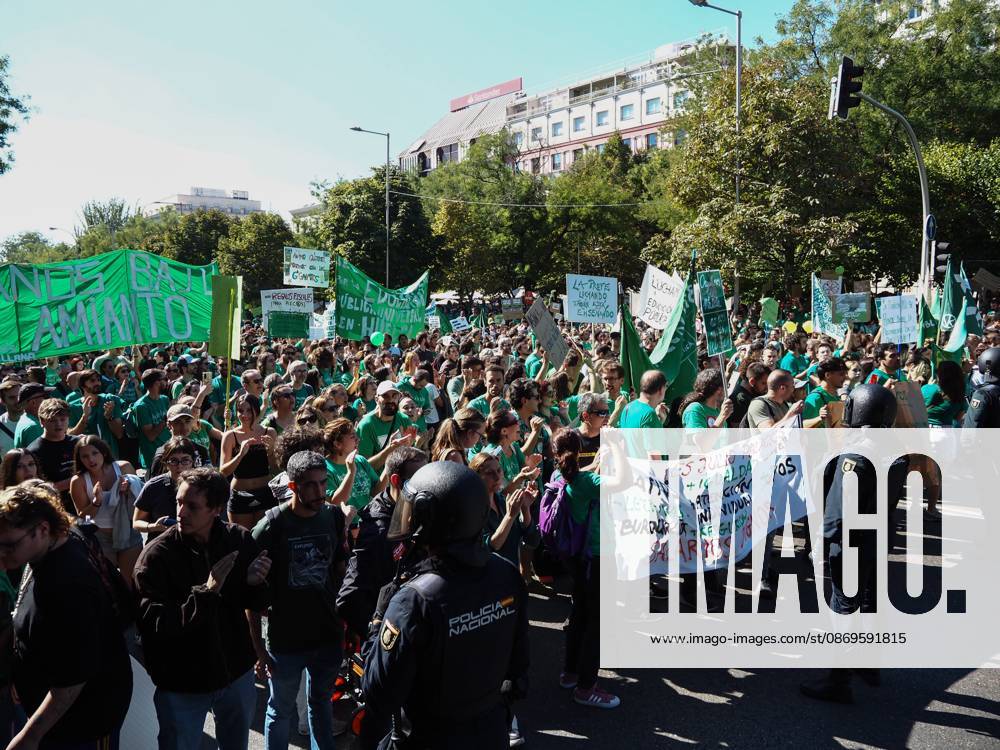 MADRID, SPAIN - October 15: Public education in Madrid is on strike, and the teachers called a demonstration at the headquarters of the Regional Ministry of Education (ConsejeroÂ­a de EducacioÂ³n). The teachers got past the police cordon and blocked major thoroughfares Calle de AlcaloÂ¡ and Paseo de Recoletos, causing traffic chaos as they passed through Plaza de ColoÂ³n and Plaza de Cibeles. Madrid Spain - ZUMAh199 20261015_zip_h199_007