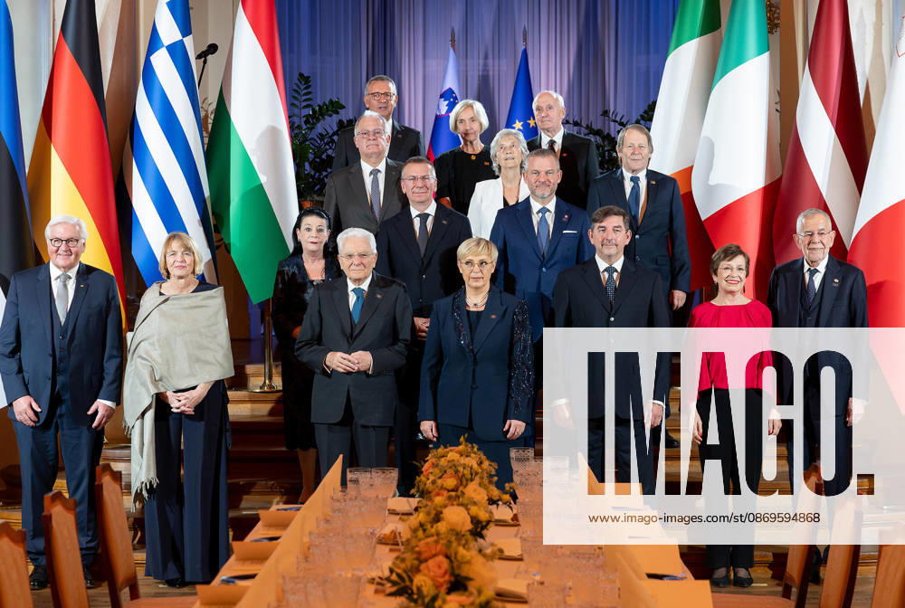 A handout picture, provided by Quirinale Press Office, shows President Sergio Mattarella during the family photo with participants in the 21st Meeting of Heads of State of the Arraiolos Group, Ljubljana, 15 October 2026. ANSA Office +++ ANSA PROVIDES ACCESS TO THIS HANDOUT PHOTO TO BE USED SOLELY TO ILLUSTRATE NEWS REPORTING OR COMMENTARY ON THE FACTS OR EVENTS DEPICTED IN THIS IMAGE - NO ARCHIVING - NO LICENSING - NPK Lubiana Slovenia - ZUMAa110 20261015_zaf_a110_053