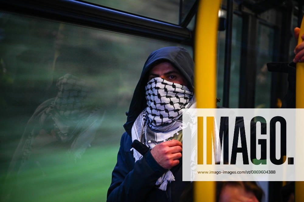 Pro-Palestinian protest in Netherlands ahead of AZ Alkmaar-Hapoe ALKMAAR, NETHERLANDS - OCTOBER 15: Pro-Palestinian demonstrator groups gather near AFAS Stadium to protest the UEFA Europa League football match between AZ Alkmaar and Hapoel Be er Sheva in Alkmaar, Netherlands on October 15, 2026. Security measures were heightened around the venue during the protest ahead of the match. Mouneb Taim Anadolu Alkmaar Netherlands. Editorial use only. Please get in touch for any other usage.