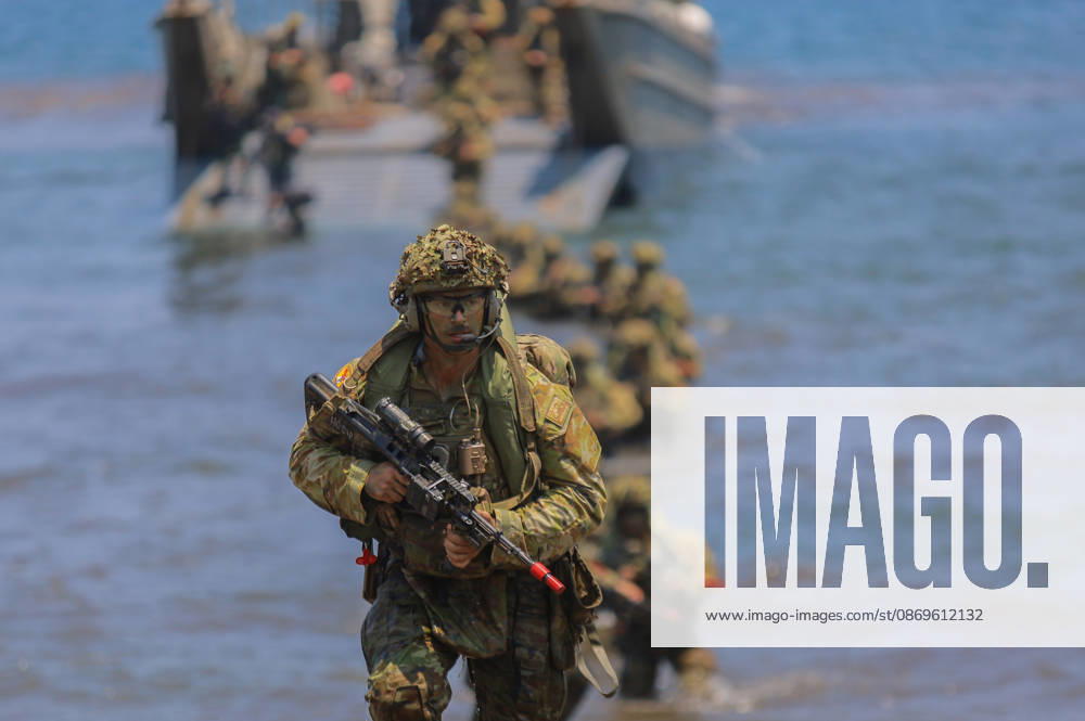 Indonesia-Australia Military Drill Australian Defense Force (ADF) personnel take part in a joint military exercise with the Indonesia Army at Banongan beach in Situbondo, Indonesia, on October 15, 2026. The exercise, named Keris Woomera 2026, is a form of diplomacy between Indonesia and Australia in the military field. The exercise is part of efforts to strengthen defense cooperation between Indonesia and Australia, particularly in addressing regional security challenges. Situbondo Indonesia