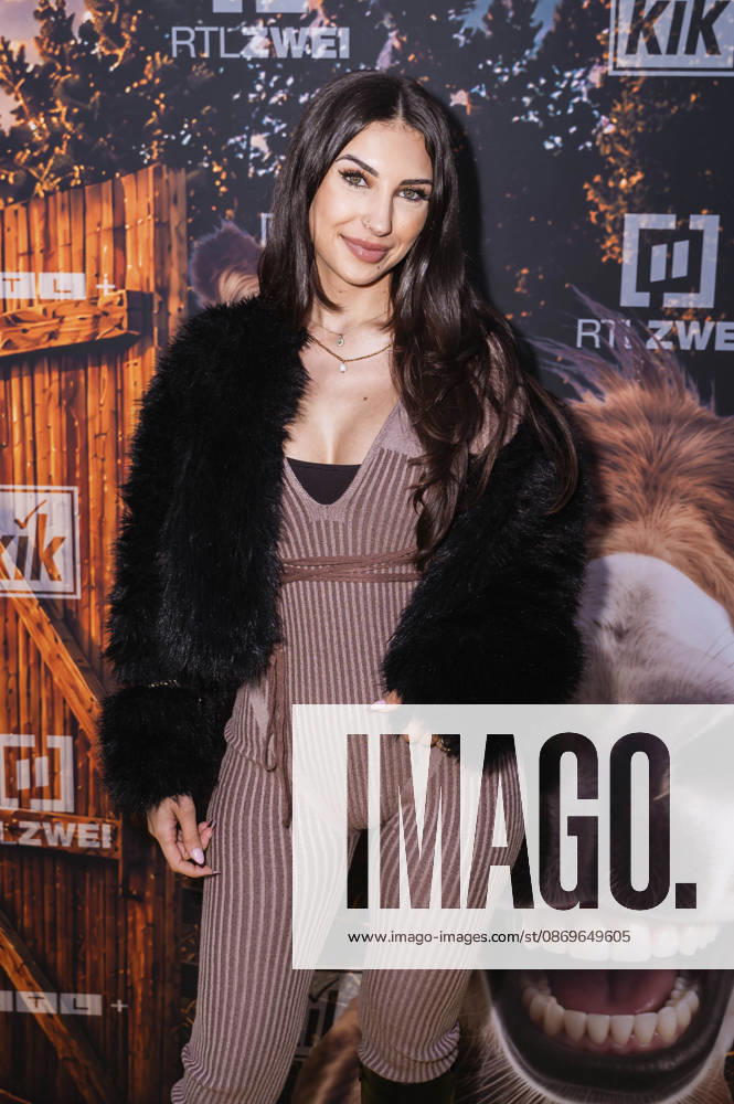 Siria Monti at the premiere of Season 2 of the reality TV show *Der Promihof* at the Gertrudenhof adventure farm in Hürth, October 14, 2026 Foto:xT.xFuturexImagex promihof_6021