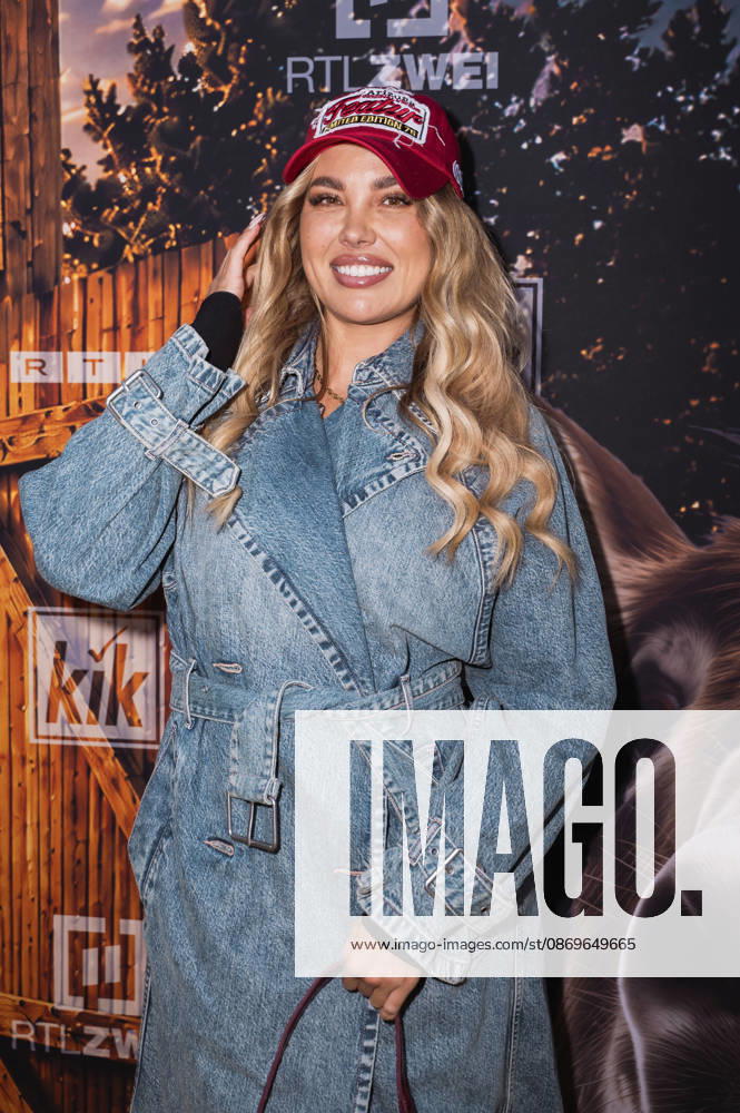 Ina Kina at the premiere of Season 2 of the reality TV show *Der Promihof* at the Gertrudenhof adventure farm in Hürth, October 14, 2026 Foto:xT.xFuturexImagex promihof_6030