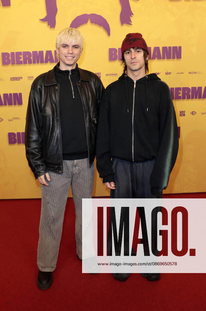Van Holzen at the premiere of the documentary *Biermann* at Kino International in Berlin, October 15, 2026 Foto:xS.xGabschx xFuturexImagex biermann_berlin_6001