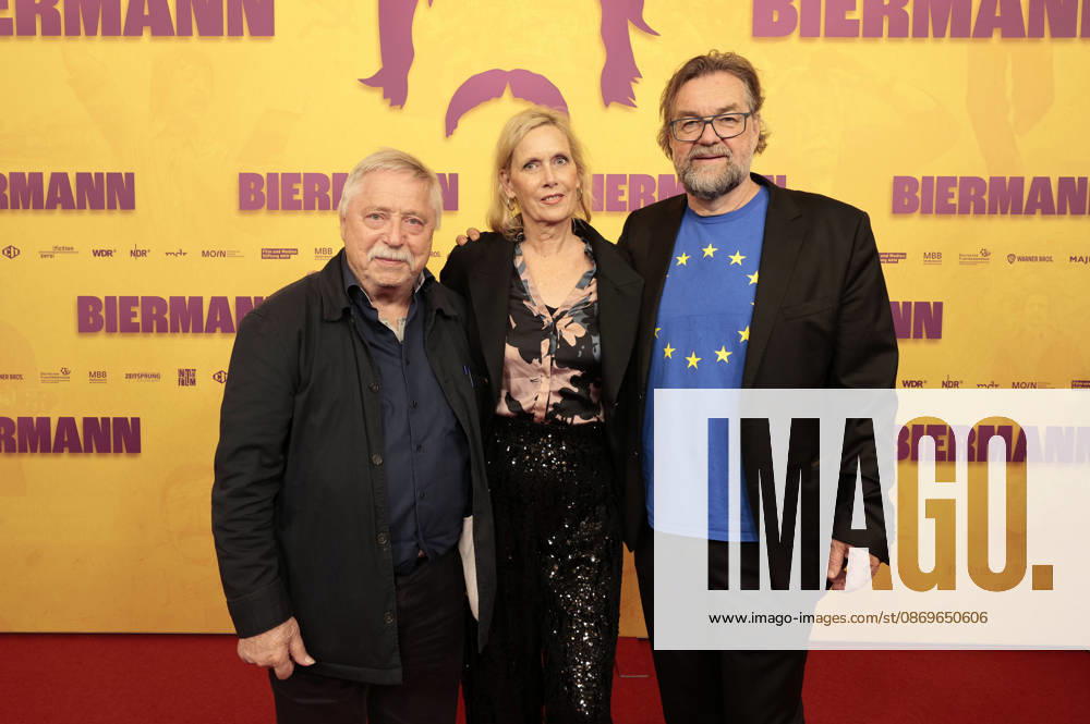 Wolf Biermann, Pamela Biermann, and Jens Meurer at the premiere of the documentary *Biermann* at Kino International in Berlin, October 15, 2026 Foto:xS.xGabschx xFuturexImagex biermann_berlin_6027