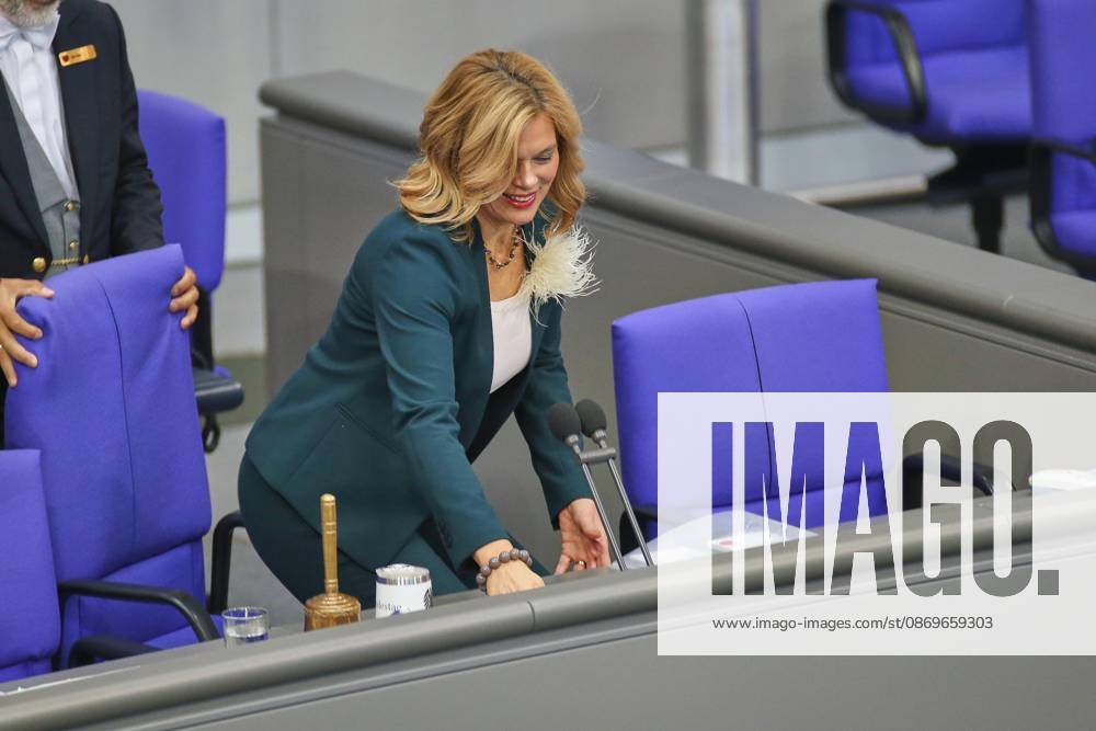 German Bundestag 103rd Session Julia Klöckner (CDU) opens the session