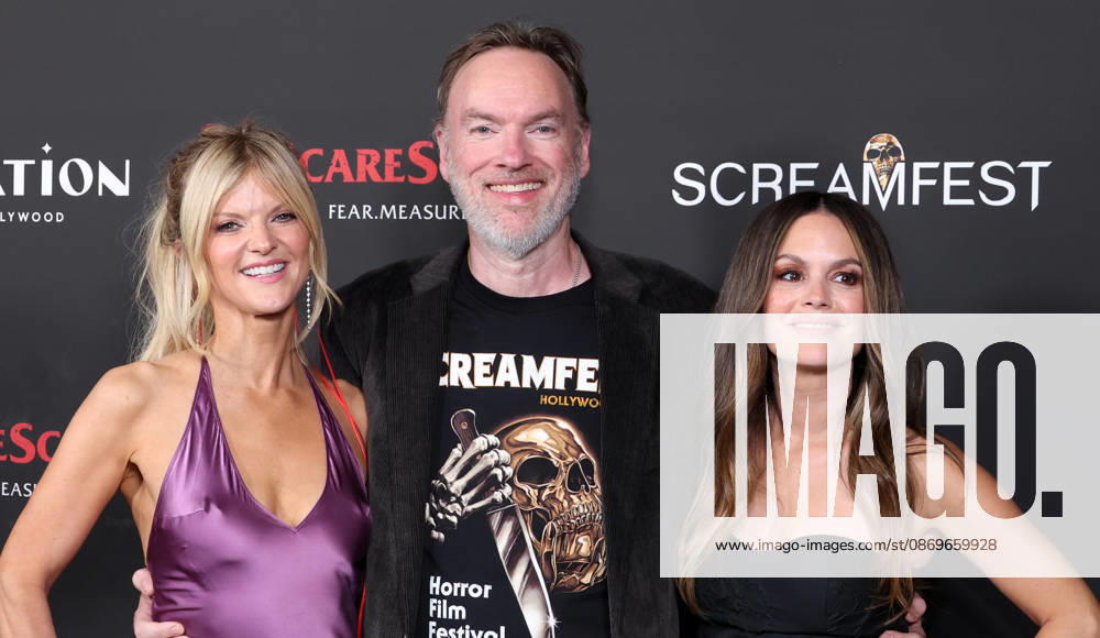 Screamfest LA Closing Night: Christmas at the Kringles premiere at TCL Chinese 6 Theatres Featuring: Arden Myrin, Kevin Lewis, Rachel Bilson Where: Los Angeles, California, United States When: 15 Oct 2026 Credit: Faye s Vision Cover Images . NOT FOR USE BY NEWSPAPERS BASED IN THE UK.