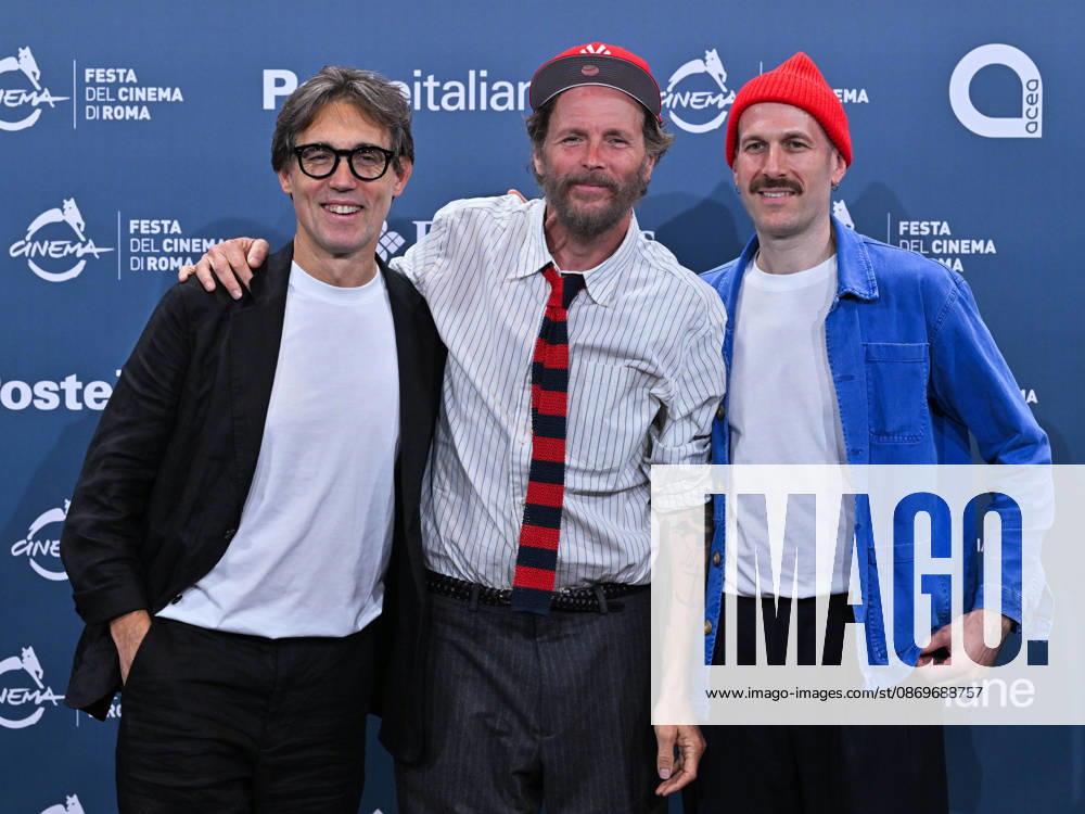 IPA89760911 - Roma Cinema Fest 2026. Day 4 Photocall for the film LORENZO THE INCREDIBLE ADVENTURE OF JOVANOTTI In the photo: Dario Zonta, Jovanotti (Lorenzo Cherubini), Carlo Zoratti