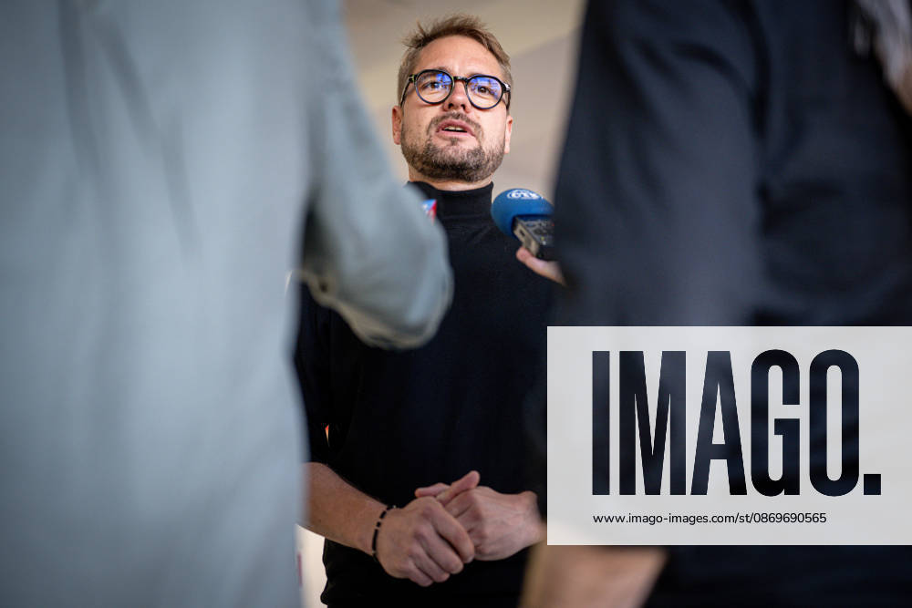 TOP 09 Chairman Matej Ondrej Havel speaks to journalists after casting his vote in the second round of the Senate elections in the Hradec Kralove district, in Hradec Kralove, Hradec Kralove Region, Czech republic on October 16, 2026. (CTKxPhoto DavidxTanecek) CTKPhotoP2026101605227 CTKPhotoP2026101605227