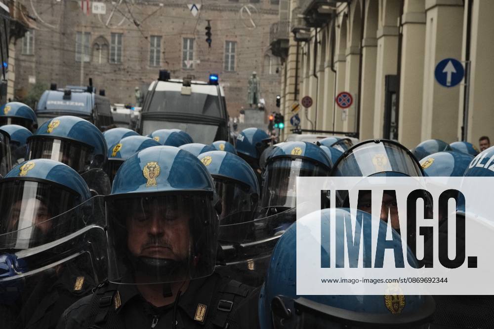TURIN, ITALY, OCTOBER 16, 2026: Students demonstrate against deteriorating school buildings, insufficient education funding and job insecurity, calling for greater investment in education rather than military spending. Clashes break out in Piazza Castello, where police use water cannons and charge demonstrators. Earlier along the route, teachers link arms between students and police to prevent confrontation. Turin Italy - ZUMAq101 20261016_zna_q101_118