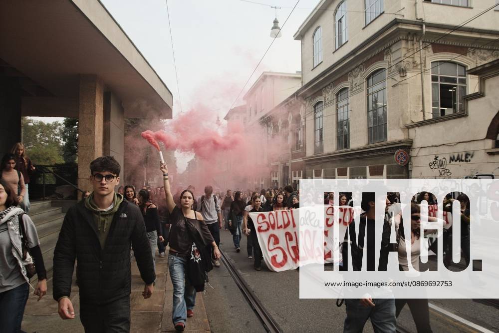 TURIN, ITALY, OCTOBER 16, 2026: Students demonstrate against deteriorating school buildings, insufficient education funding and job insecurity, calling for greater investment in education rather than military spending. Clashes break out in Piazza Castello, where police use water cannons and charge demonstrators. Earlier along the route, teachers link arms between students and police to prevent confrontation. Turin Italy - ZUMAq101 20261016_zna_q101_149