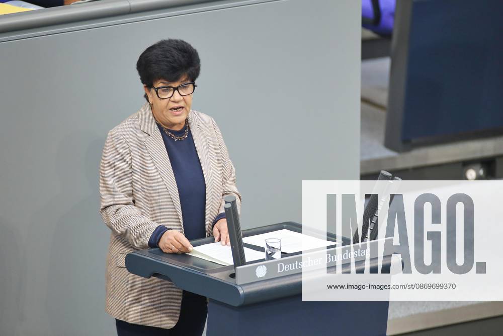 German Bundestag 103rd Session of the Bundestag Claudia Moll, SPD