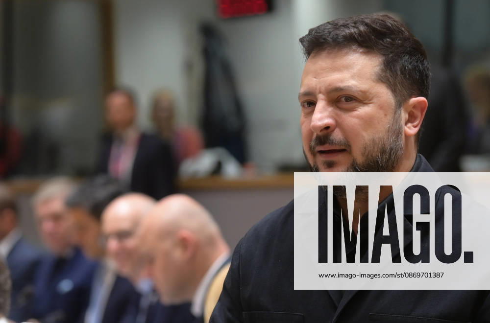 (261016) -- BRUSSELS, Oct. 16, 2026 -- This photo taken on Oct. 16, 2026 shows Ukrainian President Volodymyr Zelensky during a European Union (EU) summit in Brussels, Belgium. European Union (EU) leaders vowed Friday to continue financial and military support for Ukraine, and reaffirmed their commitment to advancing its EU accession process, as Zelensky joined the second day of an EU summit here. TO GO WITH EU leaders pledge continued support for Ukraine ) BELGIUM-BRUSSELS-EU SUMMIT-ZELENSKY WengxXinyang