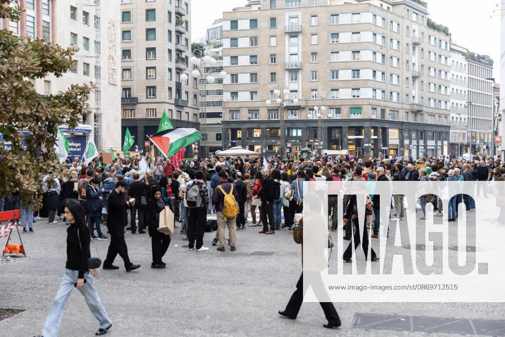 IPA89767255 - Milan, October 16, 2026, Piazza San Babila, Fridays for Future Italy rally, global climate strike photos of climate and environmental activists: