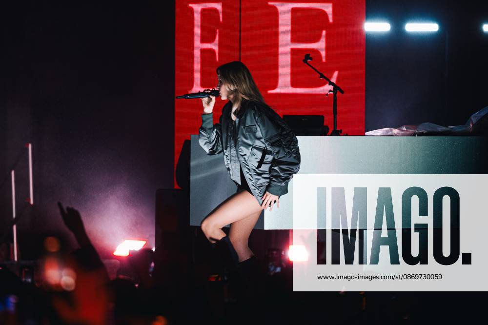 Belgian singer Angele pictured during the Angele Instinct Release Party , a surprise party organized by the Brussels singer to celebrate the release of her album Instinct at the Grote Markt Grand Place, in Brussels, Friday 16 October 2026. EMILExWINDAL 190025746