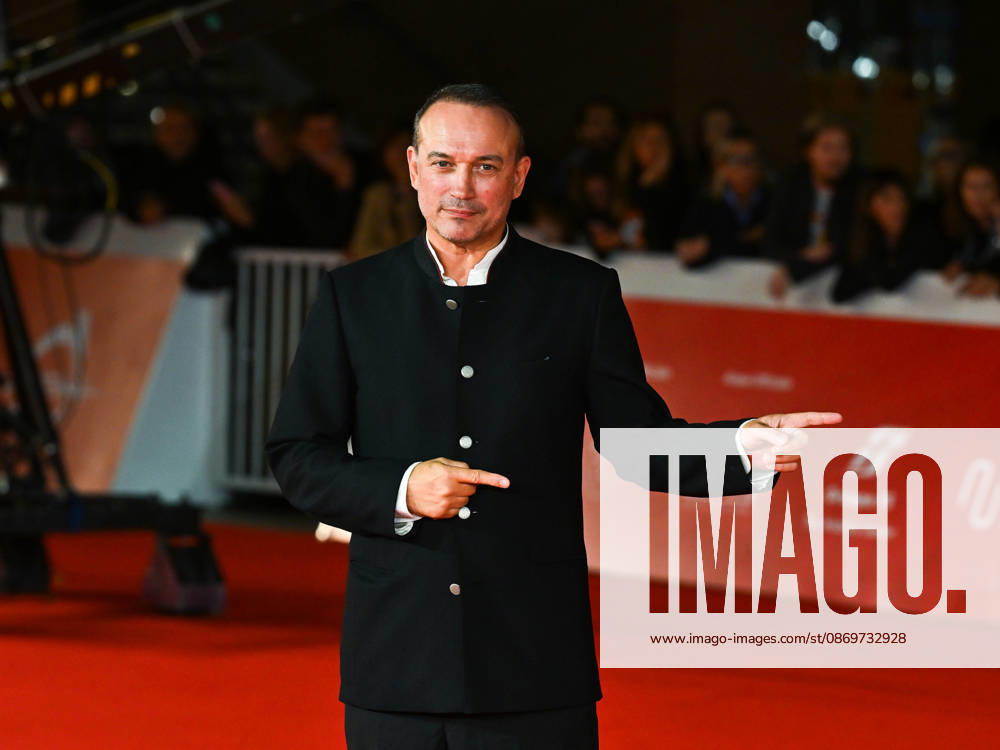 IPA89773717 - Roma Cinema Fest 2026. Day 4 Photocall for the film UN JEU DANGEREUX. Pictured: Vincent Perez