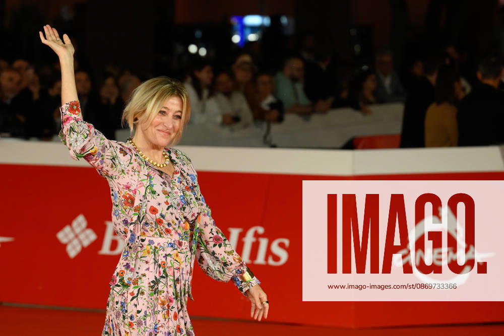 News - Rome Film Fest 2026 - Day 4 Valeria Bruni Tedeschi attends the red carpet Iun Jeu Dangereux Premiere during the 21th Rome Film Fest at Auditorium Parco della Musica on October 16, 2026 in Rome, Italy. Rome Auditorium Parco della Musica Ennio Morricone Italy