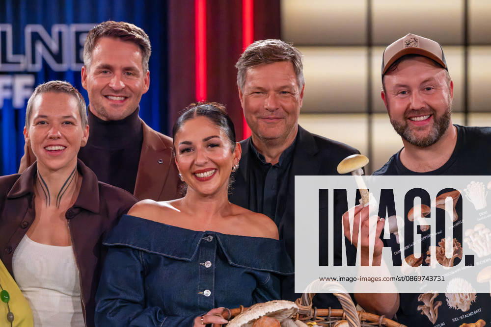 Cologne Meetup on October 16, 2026. From left to right: Stefanie Heinzmann, pop and soul singer from Switzerland; singer and actor Alexander Klaws; Conny from the Block; and public figure Tülin Sezgin; Robert Habeck, writer and former politician, and