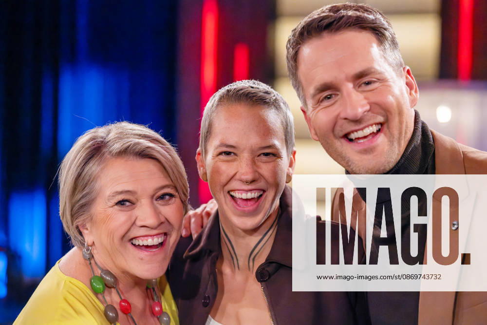 Cologne Gathering on October 16, 2026. Pictured: Lea Linster, a top chef and restaurateur from Luxembourg and author of cookbooks, pictured to the left of Stefanie Heinzmann, a pop and soul singer from Switzerland, and singer and actor Alexander Klaws. As always, Susan Link and Micky Beisenherz interview their guests with both sensitivity