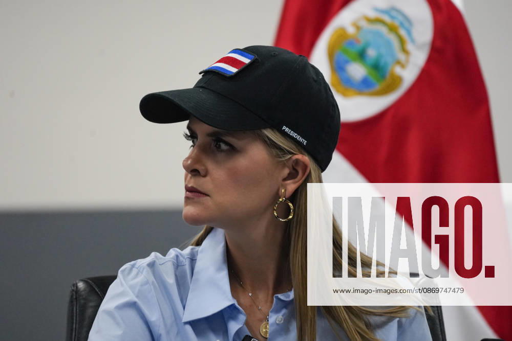 Costa Rican President Laura Fernández takes part in a meeting at the Terrorism Confinement Center (CECOT) alongside Salvadoran Justice and Public Security Minister Gustavo Villatoro, in Tecoluca. Fernández is on a three-day official visit to El Salvador to see the maximum-security prison that President Nayib Bukele’s government built as part of its crackdown on gangs. Costa Rica recently opened its own high-security prison, the High Containment Center Against Organized Crime, which is modeled on CECOT. Tecoluca El Salvador - ZUMAs197 20261016_aaa_s197_472