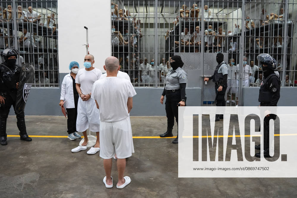 Gang members are seen during Costa Rican President Laura Fernández s tour of the Terrorism Confinement Center (CECOT), in Tecoluca. Fernández is on a three-day official visit to El Salvador to see the maximum-security prison that President Nayib Bukele’s government built as part of its crackdown on gangs. Costa Rica recently opened its own high-security prison, the High Containment Center Against Organized Crime, which is modeled on CECOT. Tecoluca El Salvador - ZUMAs197 20261016_aaa_s197_474
