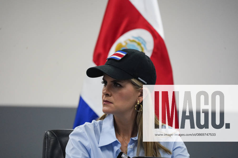 Costa Rican President Laura Fernández takes part in a meeting at the Terrorism Confinement Center (CECOT) alongside Salvadoran Justice and Public Security Minister Gustavo Villatoro, in Tecoluca. Fernández is on a three-day official visit to El Salvador to see the maximum-security prison that President Nayib Bukele’s government built as part of its crackdown on gangs. Costa Rica recently opened its own high-security prison, the High Containment Center Against Organized Crime, which is modeled on CECOT. Tecoluca El Salvador - ZUMAs197 20261016_aaa_s197_476
