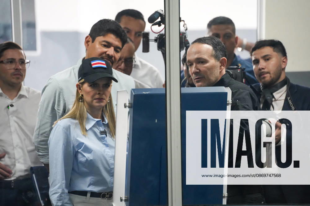 Costa Rican President Laura Fernández tours the Terrorism Confinement Center (CECOT) alongside Salvadoran Justice and Public Security Minister Gustavo Villatoro (R) in Tecoluca. Fernández is on a three-day official visit to El Salvador to see the maximum-security prison that President Nayib Bukele’s government built as part of its crackdown on gangs. Costa Rica recently opened its own high-security prison, the High Containment Center Against Organized Crime, which is modeled on CECOT. Tecoluca El Salvador - ZUMAs197 20261016_aaa_s197_481