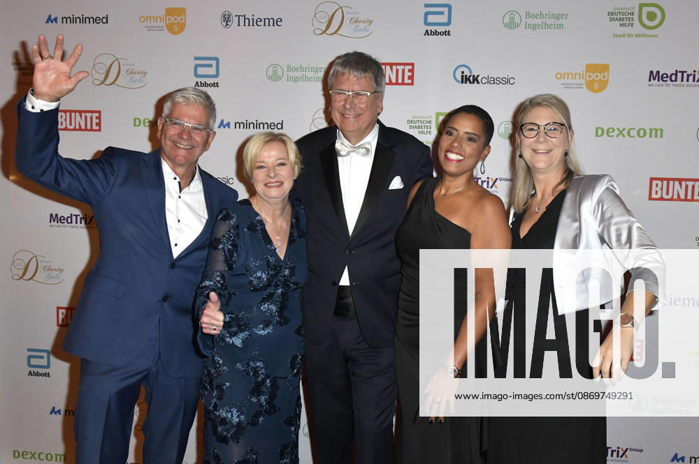 Michael Kleer, Nicole Mattig Fabian, Jens Kröger, Maya Curman, and Tanja Braun at the 15th Diabetes Charity Gala 2026 at Bar jeder Vernunft in Berlin, October 16, 2026 Foto:xM.xBehrensx xFuturexImagex diabetes_6015