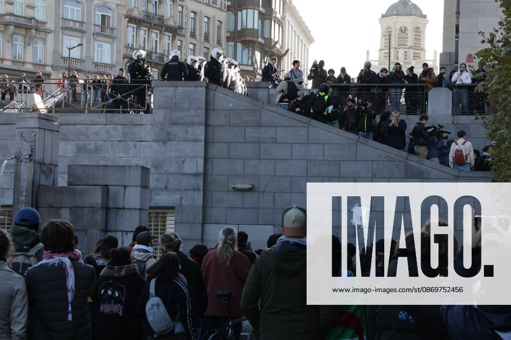 This image shows youths gather for a protest action at the Central Station in Brussels on Saturday 17 October 2026. NICOLASxMAETERLINCK 190061015