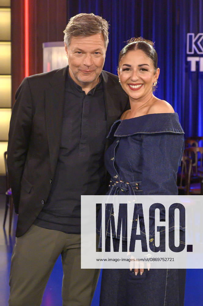 Robert Habeck and Tülin Sezgin during the taping of the WDR talk show Kölner Treff at WDR Studio BS 3 in Cologne, October 16, 2026 Foto:xW.xRanderathx xFuturexImagex koelner_treff1610_6060