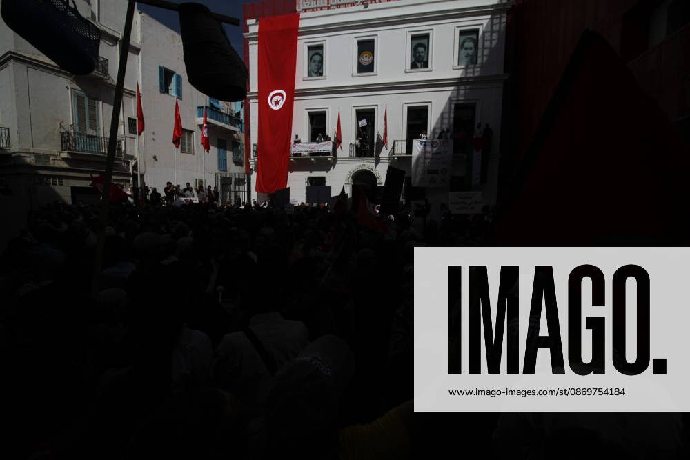Demonstrators take to the streets of Tunis during a march calling for social and economic reforms and the protection of civil liberties, amid public concerns over rising living costs, workers rights and freedom of expression on October 17, 2026. Organized by trade unions, journalists representatives, lawyers and civil society groups, the demonstration brings together protesters demanding accountability and defending fundamental rights. The march highlights ongoing concerns over Tunisias economic situation and the space for public dissent. Tunis Tunisia - ZUMAm342 20261017_zsp_m342_002