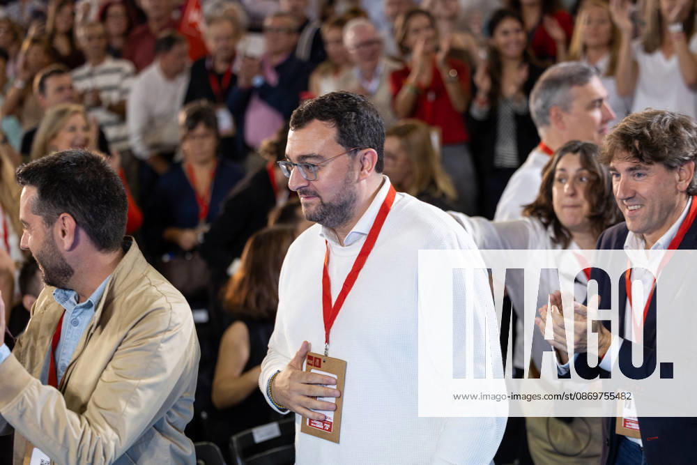 The PSOE Holds Its Federal Committee Meeting in Fuenlabrada, Madrid Adrián Barbón, President of the Principality of Asturias and Secretary General of the FSA PSOE, during the PSOE Federal Committee meeting at the Tomás y Valiente Art Center on October 17, 2026, in Fuenlabrada, Madrid, Spain. The Committee served to ratify the party’s candidate lists for the general election on November 29 and to endorse its Secretary General, Pedro Sánchez, as the candidate for Prime Minister. OCTOBER 17, 2026 Jesús Hellí Fuenlabrada, Madrid Fuenlabrada, Madrid, Spain