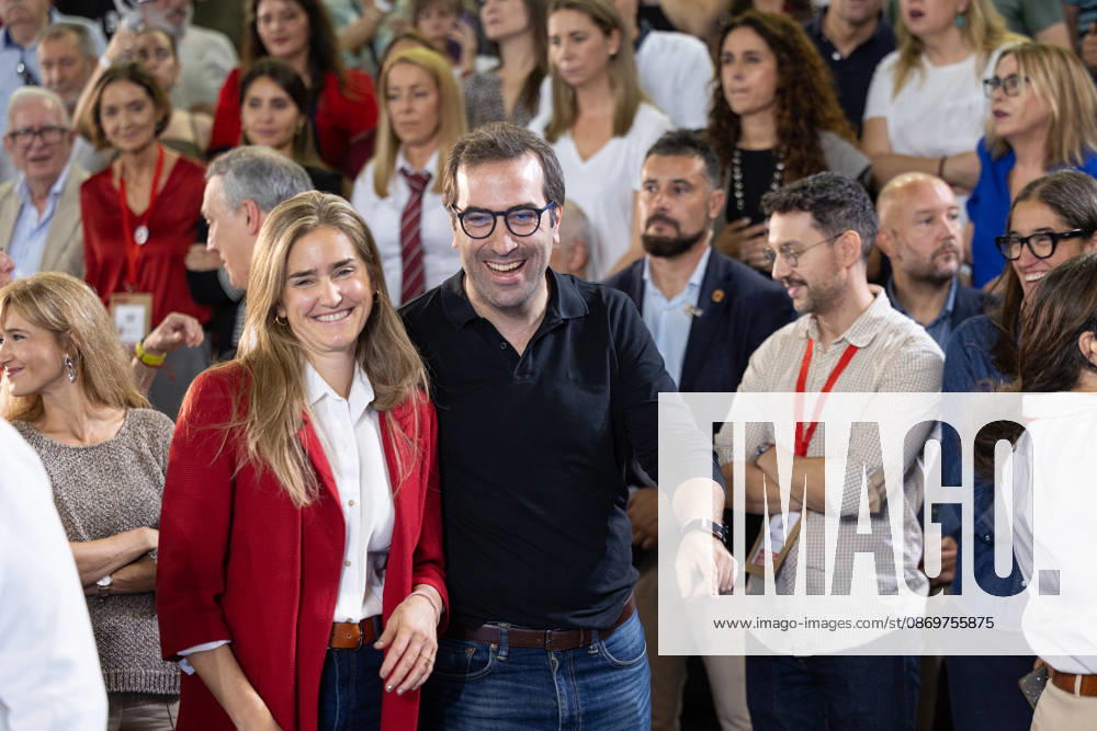 The PSOE holds its Federal Committee meeting in Fuenlabrada, Madrid. First Vice President and Minister of Economy Carlos Cuerpo, and the Third Vice President and Minister for Ecological Transition, Sara Aagesen, during the PSOE Federal Committee meeting at the Tomás y Valiente Art Center on October 17, 2026, in Fuenlabrada, Madrid, Spain. The Committee served to ratify the party’s candidate lists for the general election on November 29 and to endorse its Secretary-General, Pedro Sánchez, as the candidate for President of the Government. OCTOBER 17, 2026 Jesús Hellí Fuenlabrada, Madrid Fuenlabrada, Madrid, Spain