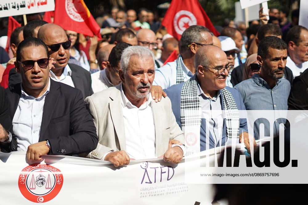Demonstrators take to the streets of Tunis during a march calling for social and economic reforms and the protection of civil liberties, amid public concerns over rising living costs, workers rights and freedom of expression on October 17, 2026. Organized by trade unions, journalists representatives, lawyers and civil society groups, the demonstration brings together protesters demanding accountability and defending fundamental rights. The march highlights ongoing concerns over Tunisias economic situation and the space for public dissent. Tunis Tunisia - ZUMAm342 20261017_zsp_m342_027