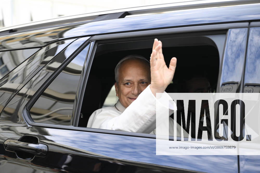 ITALY - POPE - VATICAN-2026 10 17 Italy, Rome, Vatican, October 17, 2026 Pope Leo XIV leaves the Gemelli University Hospital, four days after a surgery to remove a cancerous tumour from his right lung, in Rome Photo by VATICAN MEDIA Catholic Press Photo - NO BOOKS