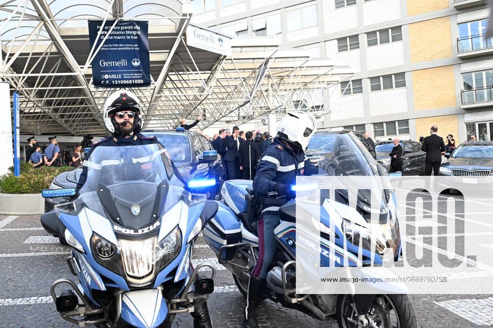 Preparations are underway for the Pope s discharge from Rome s Gemelli Polyclinic Hospital, where he was hospitalized for a few days for surgery to remove a nodule (adenocarcinoma) from his right lung. Rome, October 17, 2026 Rome Italy - ZUMAa289 20261017_zia_a289_054